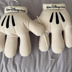 Walt Disney world Mickey Mouse plush gloves vintage